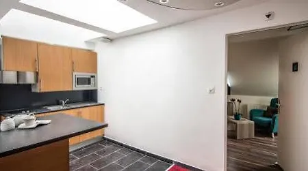 روسو فندق 3*