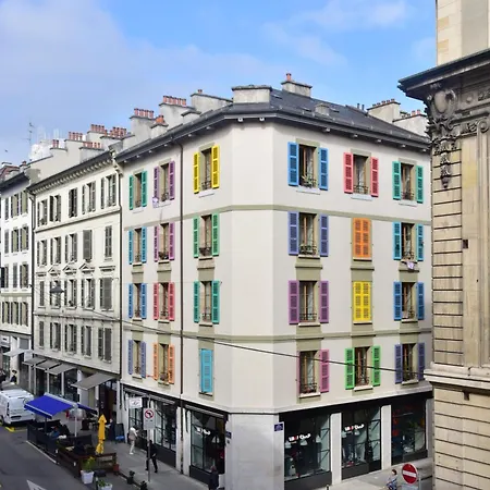 Rousseau Hotel
